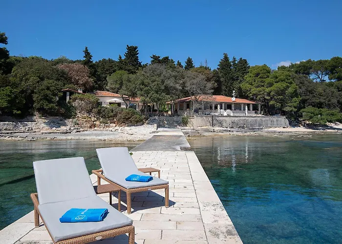 펜션 3 Bedroom Awesome In