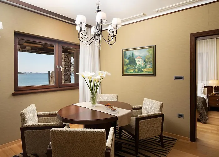 펜션 3 Bedroom Awesome In