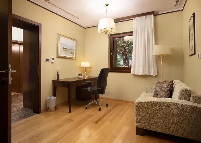 3 Bedroom Awesome In * 파자나